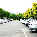 钟楼姆松蓬酒店 3*
