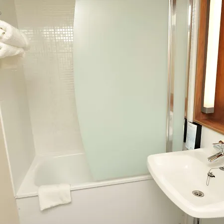 Hotel Campanile 3*