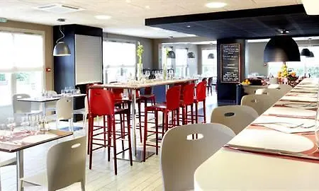 Campanile Hotel 3*
