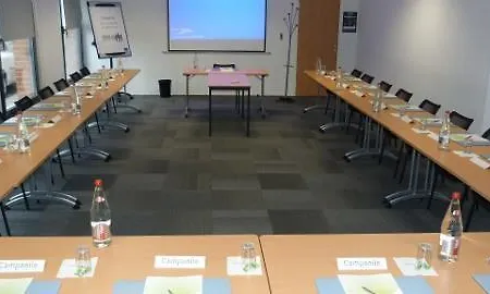 Campanile Ξενοδοχείο 3*